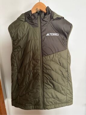 Adidas Terrex Multi Insulated Hooded Vest Hiking Green Jacket Men’s Size Small